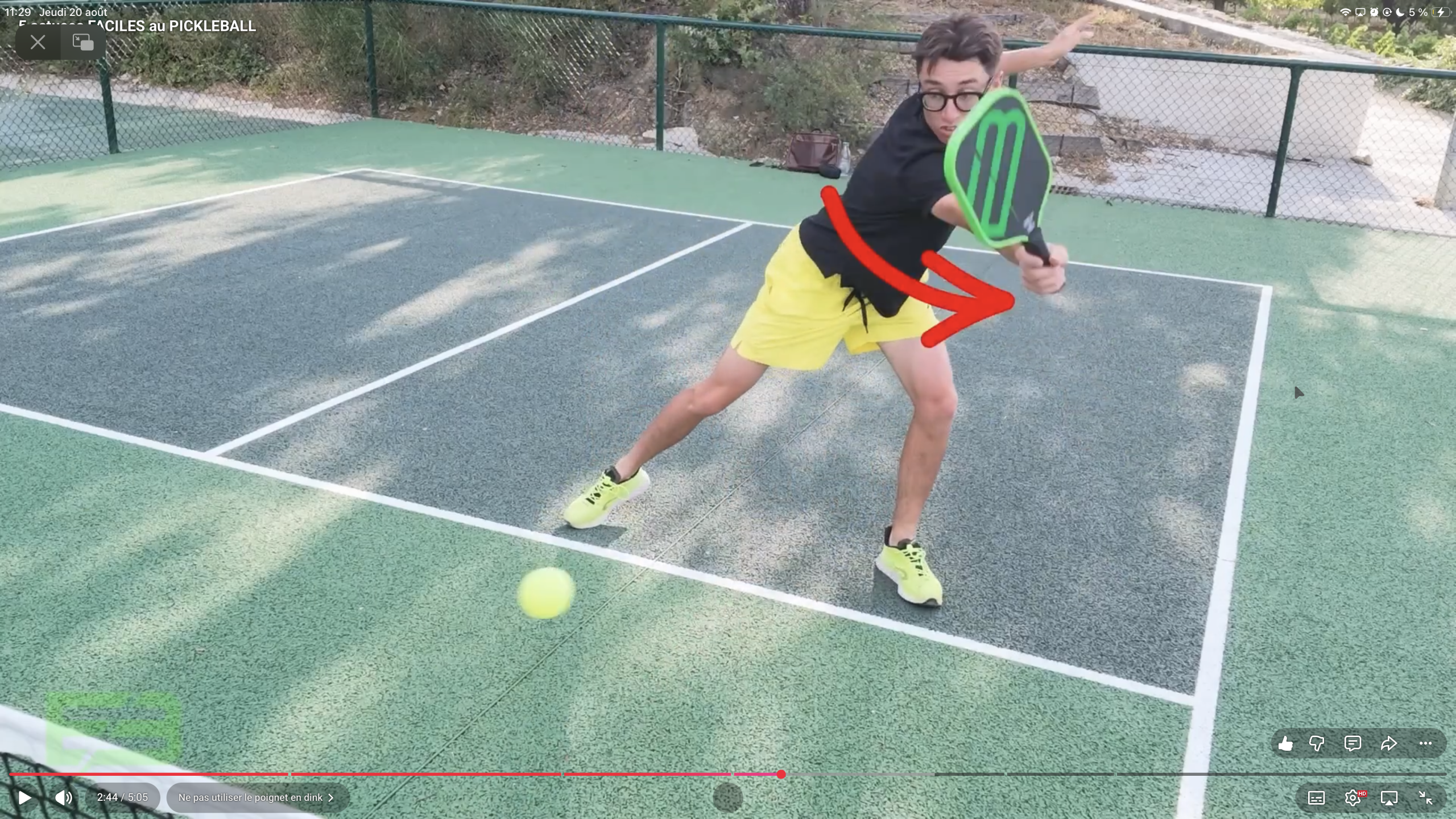 Stratégies pickleball contrôle du poignet et régularité